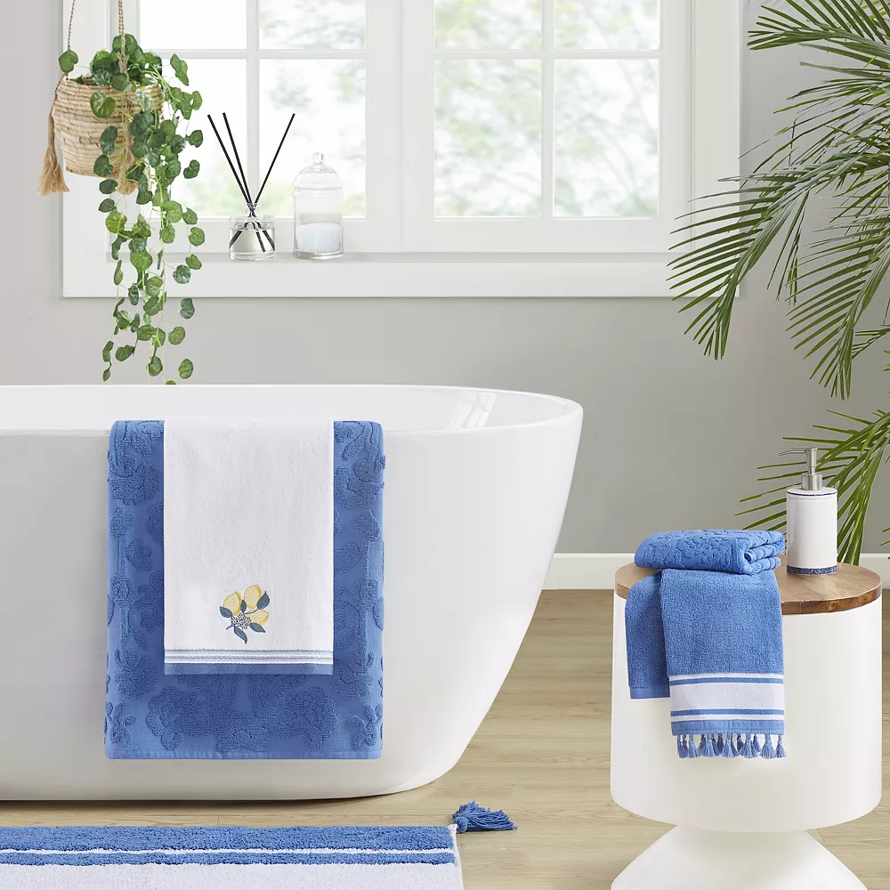 Sonoma Goods For Life® Ryley Border Hand Towel 3 Sonoma Goods For Life® Ryley Border Hand Towel - Image 3